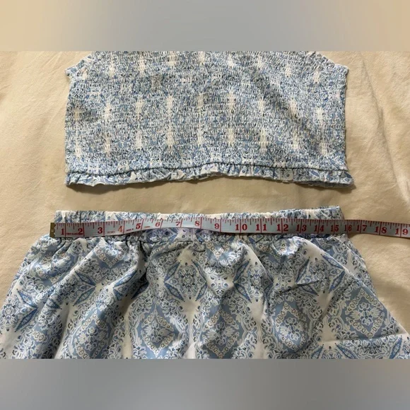 Two-Piece Set - Picture 2 of 3